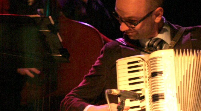 A Very Viper Kneel to Neil Retrospective – pt. 1: Not So Easy to Love