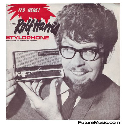 tumblr_m90v59NyZf1qeoqe0o1_500